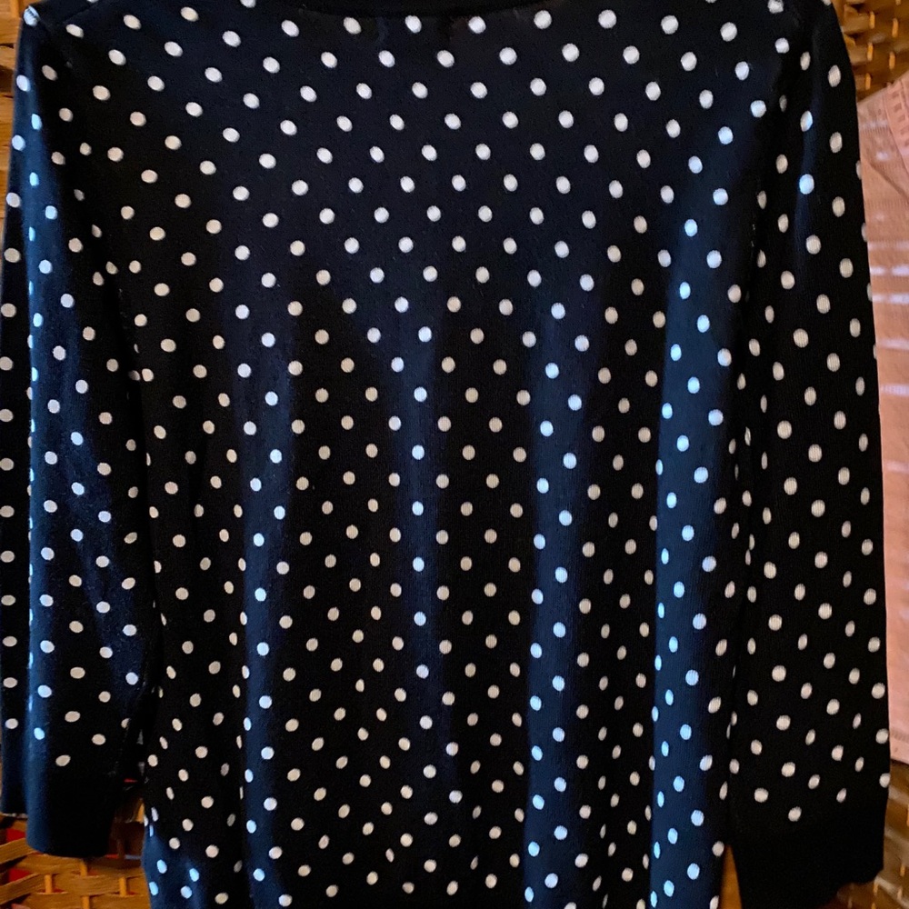 Sweater - Picture 3 of 5